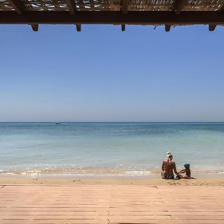 Apartman Thalassa Beach 3 Bedroom Vokolidha
