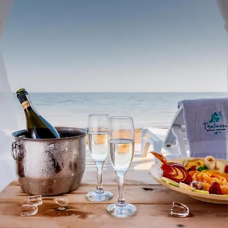 Thalassa Beach 3 Bedroom Apartment Vokolidha